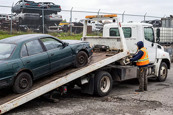 Salvage Car Removal in Detroit, MI
